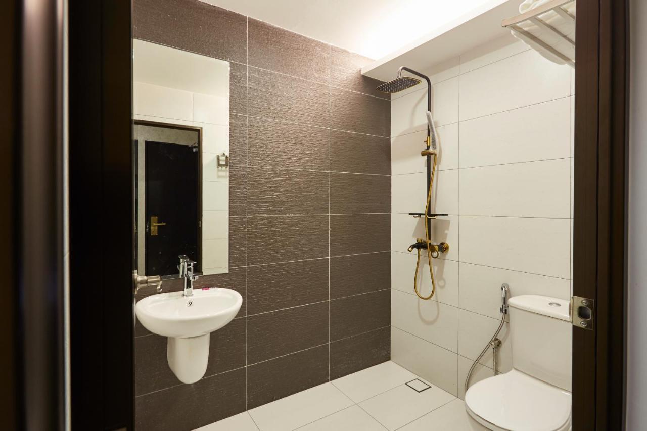 Dream Luxury Hotel Muar Eksteriør billede