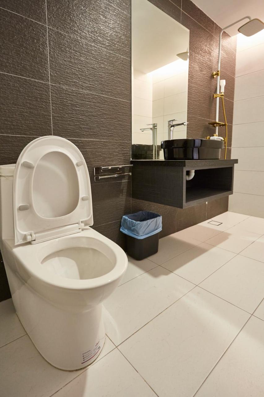 Dream Luxury Hotel Muar Eksteriør billede