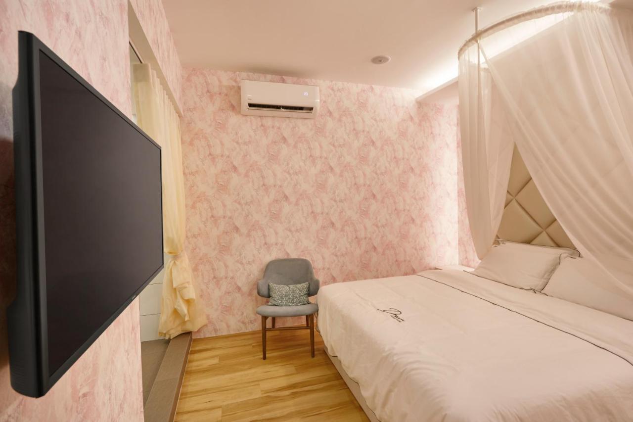 Dream Luxury Hotel Muar Eksteriør billede